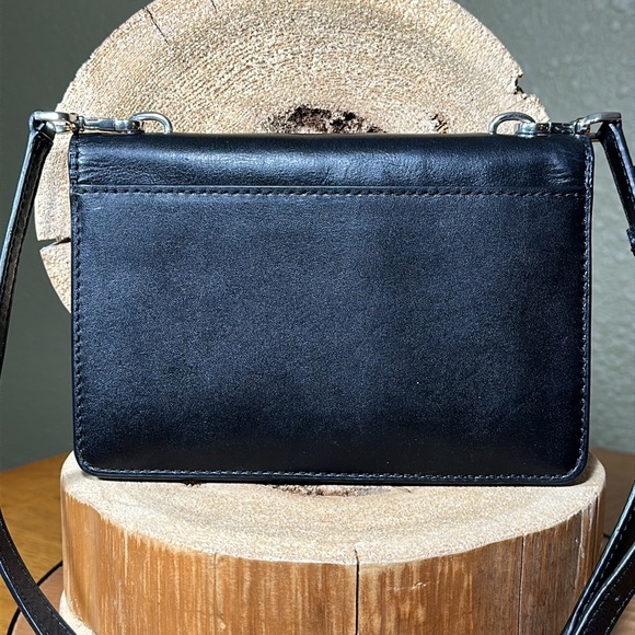 MICHAEL KORS Small Sloan Leather Gusset Crossbody - Picture 2 of 16